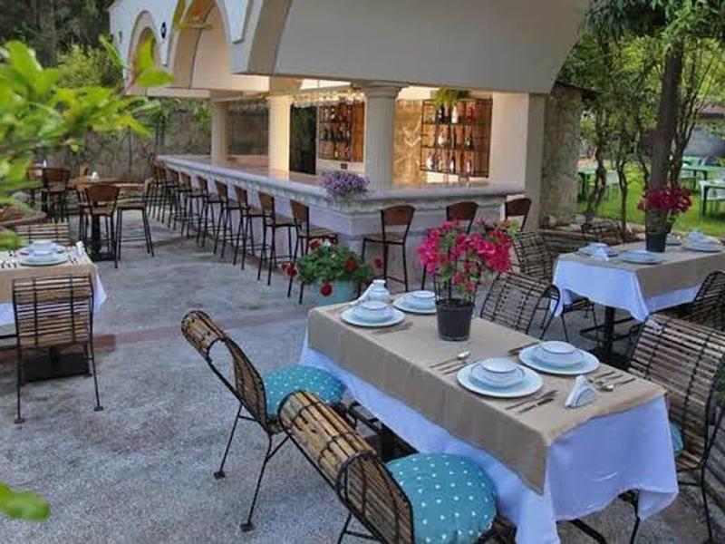 2199B02D931E95C0B297E2F8733881A6