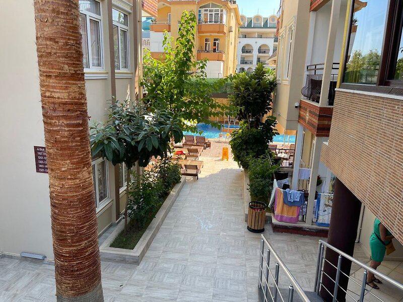 41D24215F7FFD1464C4F76ED386BA4B6