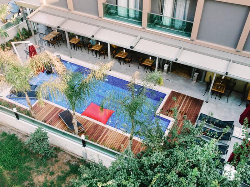 948D6D9BD46C5AD94F061233C901E684