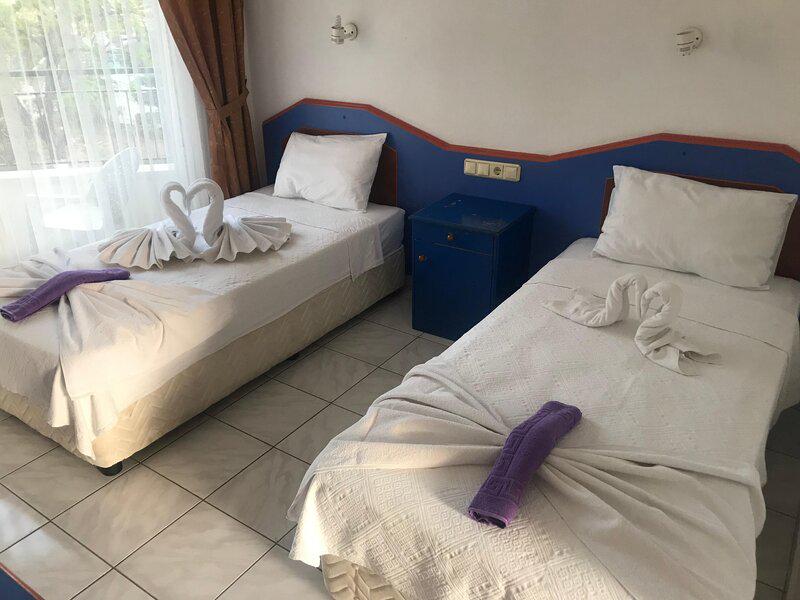 4A0CEADF6A732FBD6223790E9AFB33A5