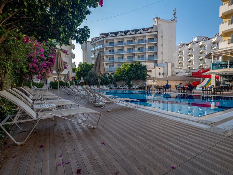 4355A0715B28EB6F37716E4AEF0B3B5D