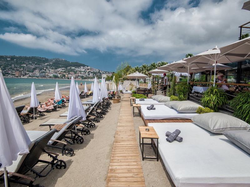 EFDB3B0E2E02A56BAC8969B4AA854749