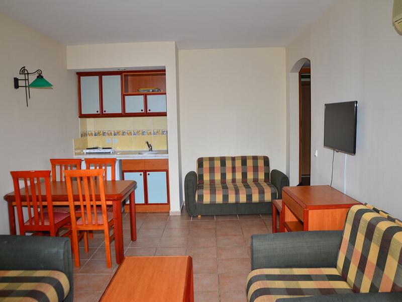 944FE143A1BB49EB732B2280D4FCCBF8