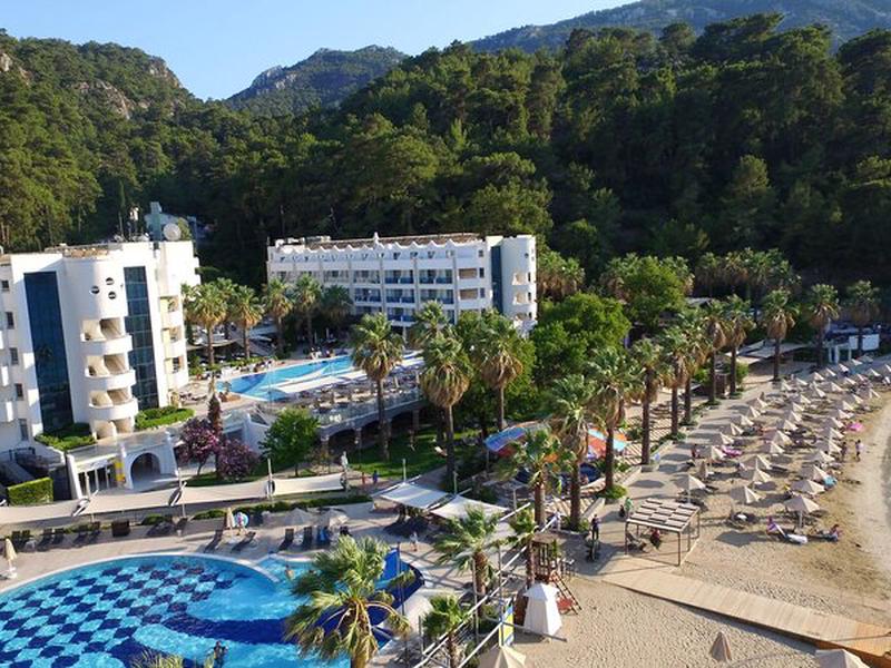 CE2DC173CB39F2DA0905384AF02B6DA8