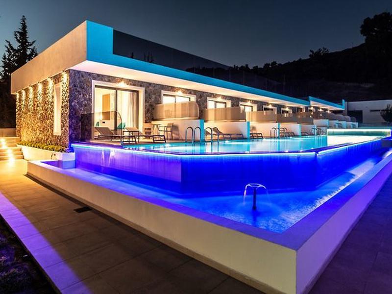 C04220F9D8E8EB5592F5D53B05143728