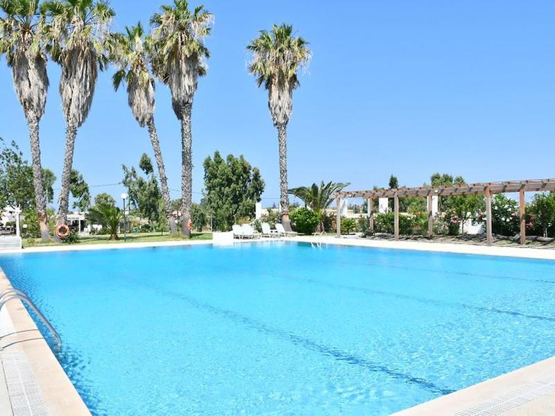 A56843FEF108A30D849A78174F664206