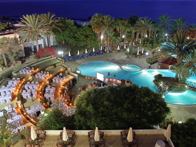 CB937AC7E0D6568B07F06C64086AD633