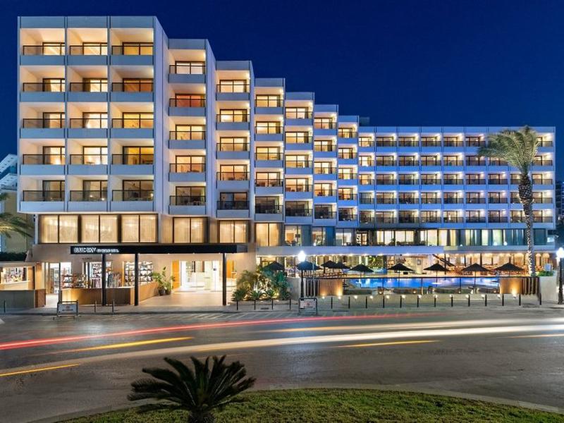 Blue Sky City Beach Hotel (Adults only 18+)