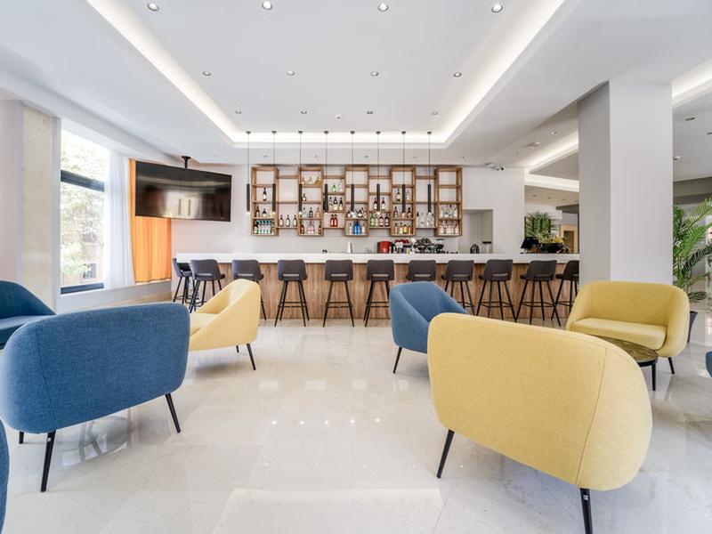 8C03B9443000690503F099BF4EC9F3C9