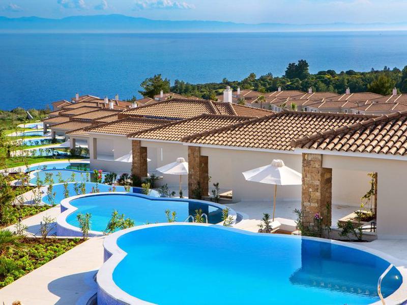 Zeus Eleva Ajul Resort