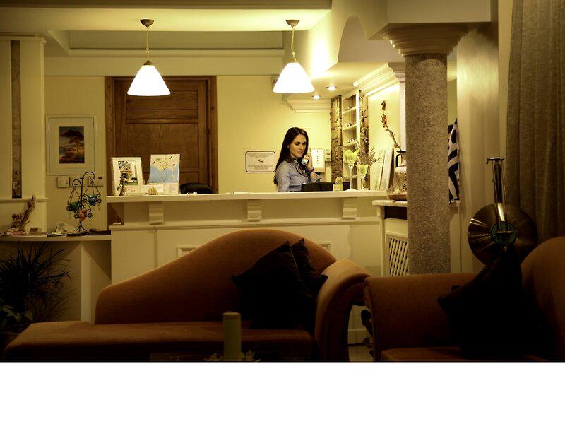 E2A56202A274B3585E72BC9941999595