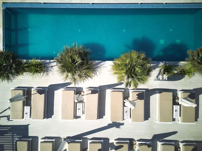 DC5ADF4C122C49E490C2B257F36CD9C0