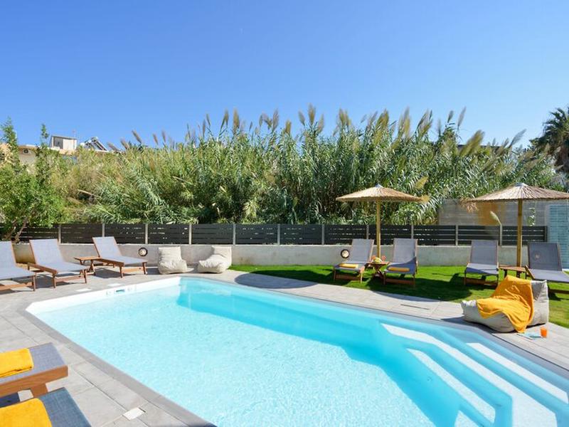 95EEAF38A9F6B723723CAA35DF535324