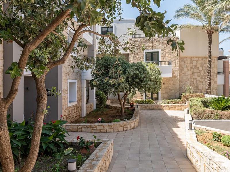 8753831136DC4404148C20CACBEF49E8