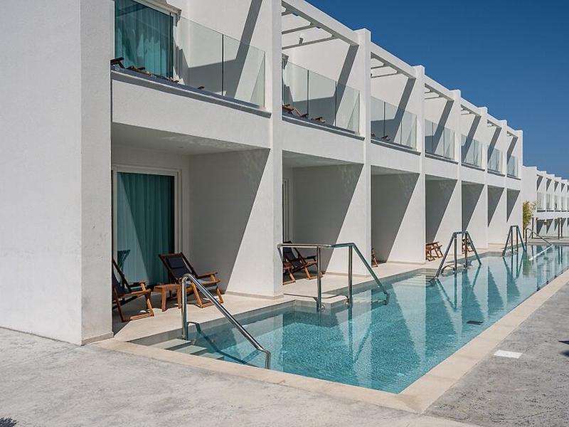 7F2EA4F6A1100E525D09F02DFAC905DC