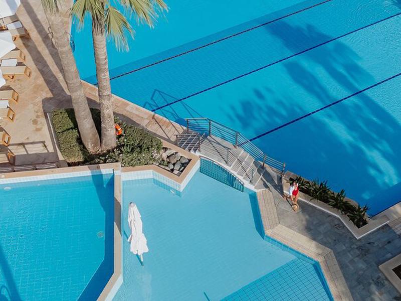 6B7BA539BA2AE0982EB9CCD91C8BC7AF