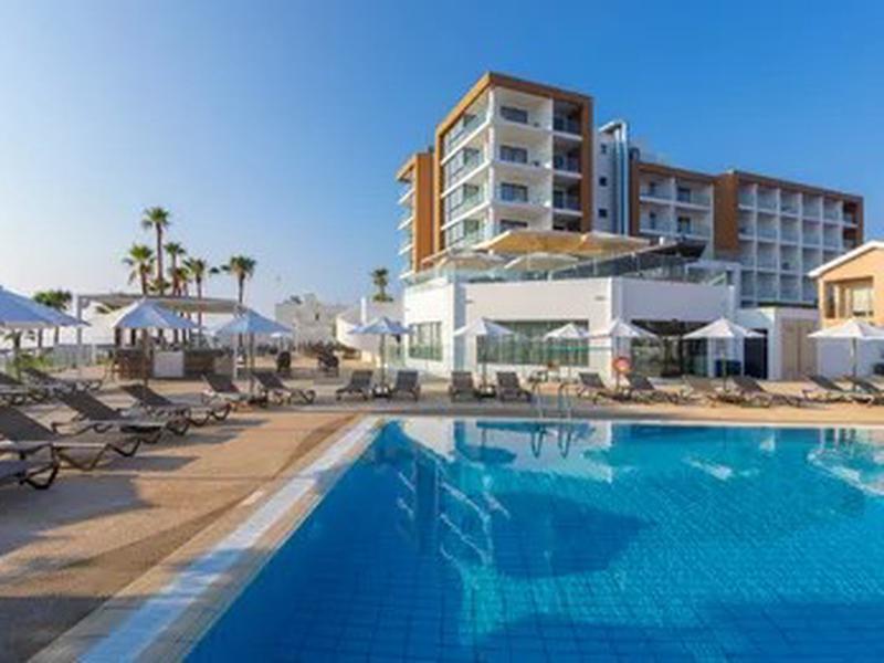 Leonardo Crystal Cove Hotel & Spa by the Sea (Adults only 16+)