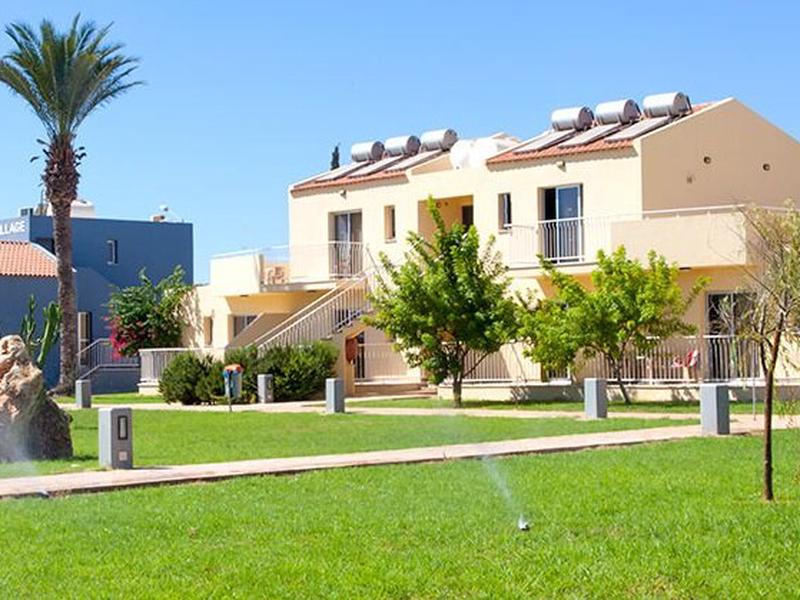 Makronisos Village