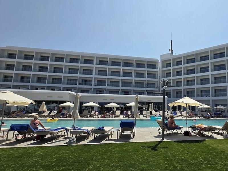 8F93F8996EB776F51D3878DA3768228B