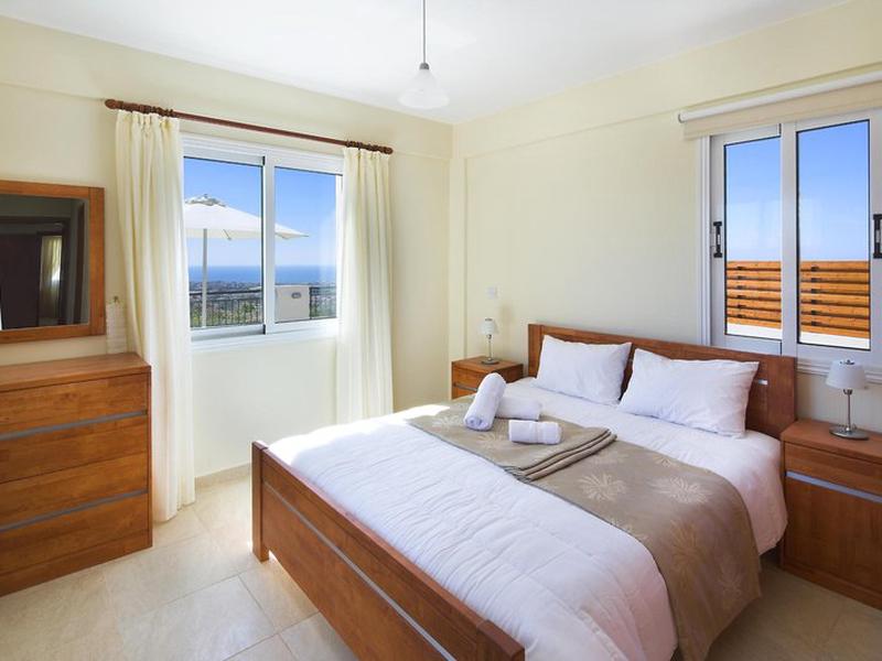 F5DD0CB7CCBD86F004F253156125A044