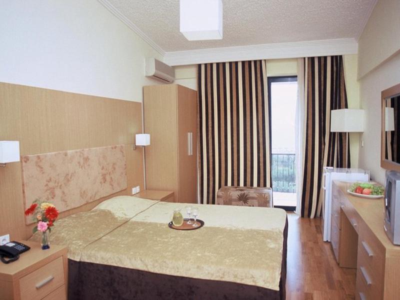 2AD26A4B755CBA44246128972E09A1AE