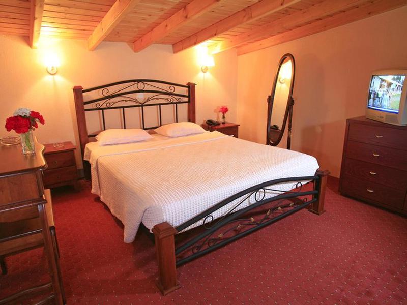 FF16CEAA32AF9DC593ED6CE956DCCAF0