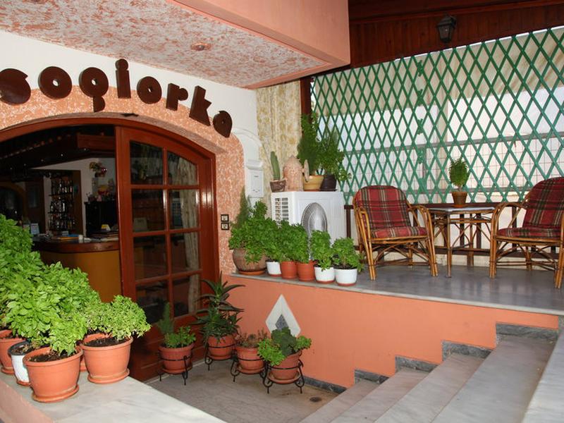 D9E807F69C731799E27DB10393C0168E