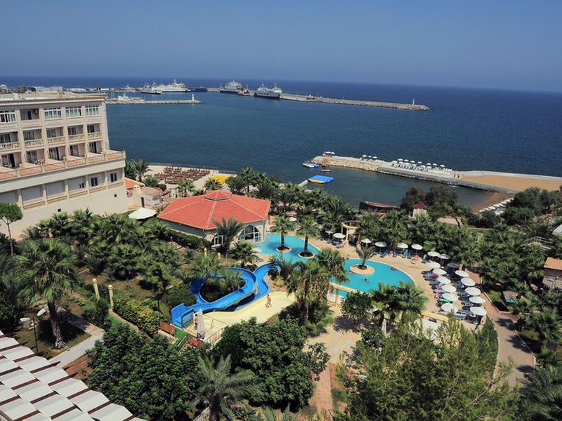 3BD8B5CD91529EFBA59369580D1C61AE