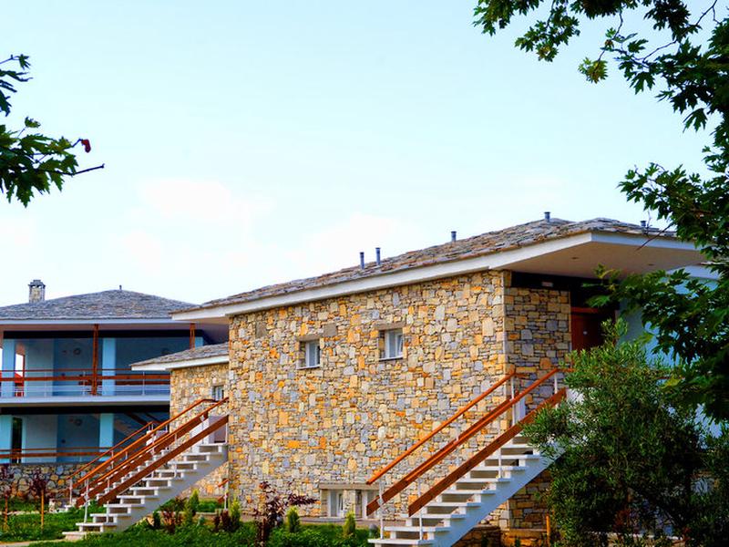 E649B381DB866E2F2EA6D420DDEF0EFB