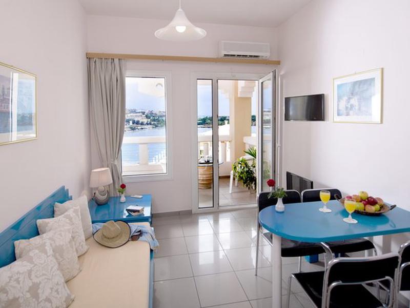 2FC81C9F4422F9028CF5776E6F5CB5F7