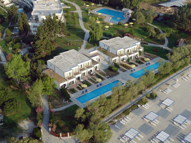 C7BF2FD348D042DF4E8060E04627CEAD