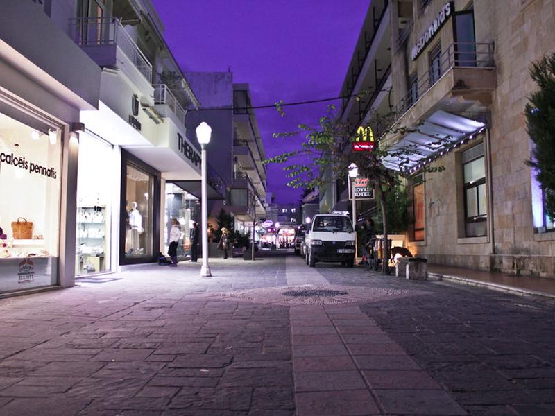 E2E5D040030B1A5430831C2D8D53DAB4