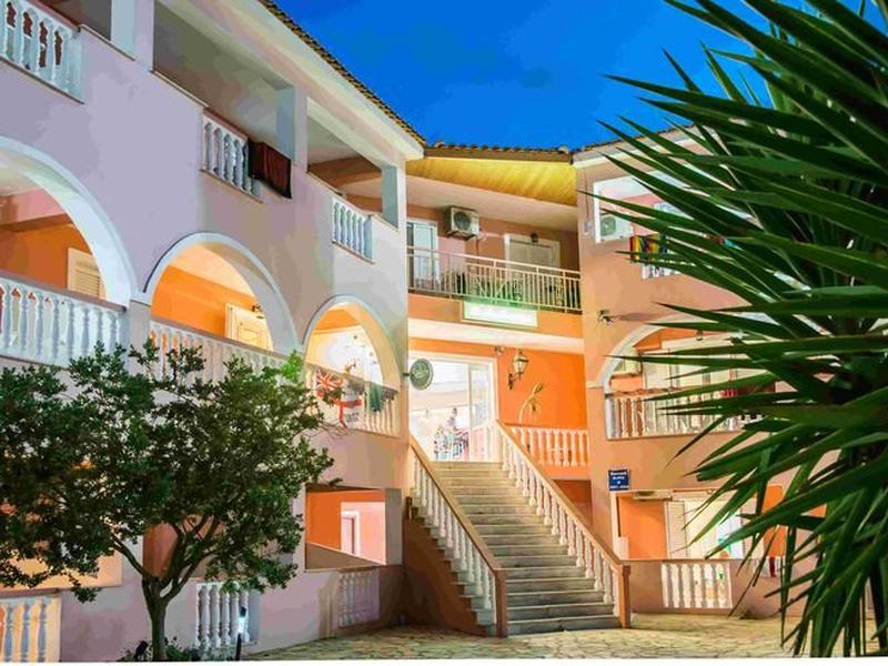 B7401A78FE945470987F532C5F7D0AE1