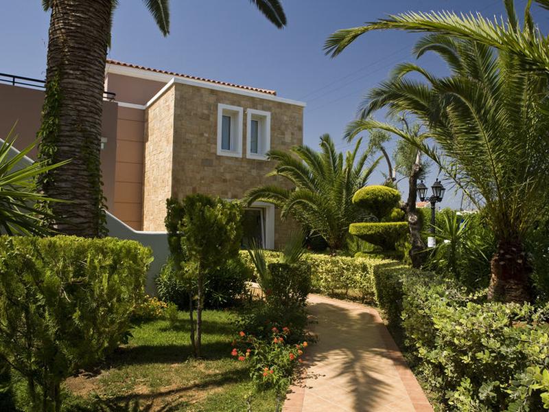 FA792F370394F835F6ACC705D595B4C1