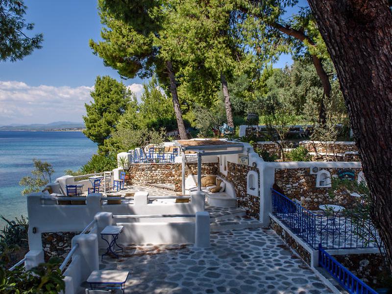 C86A950781A9EDE6E0080CBB58A377DD