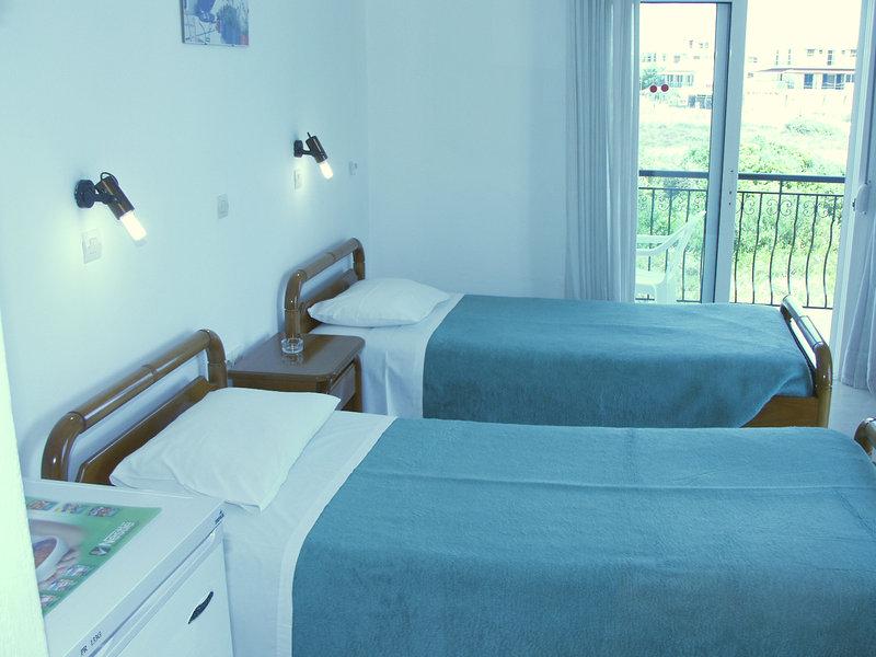 DB72B78A9767A0A7B0C79BCBB6C349CD