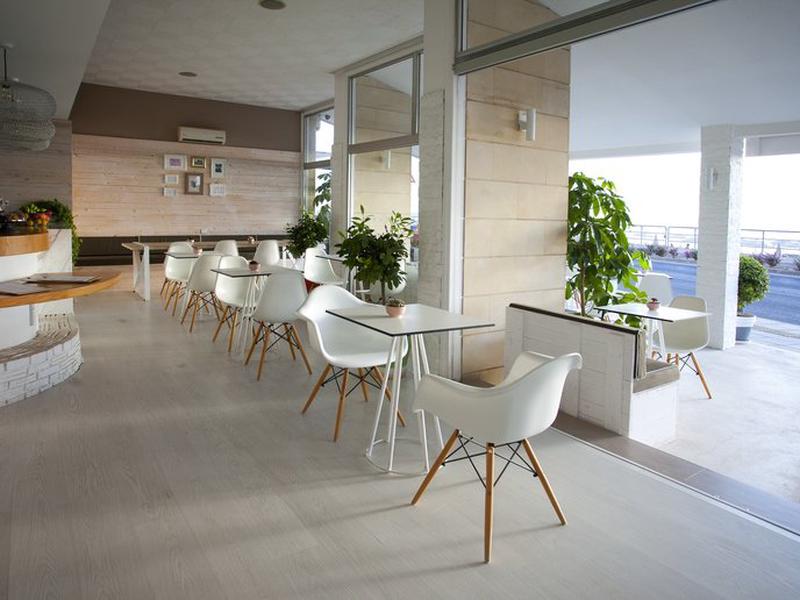 66FC80F0B472066B20E325DE19402269