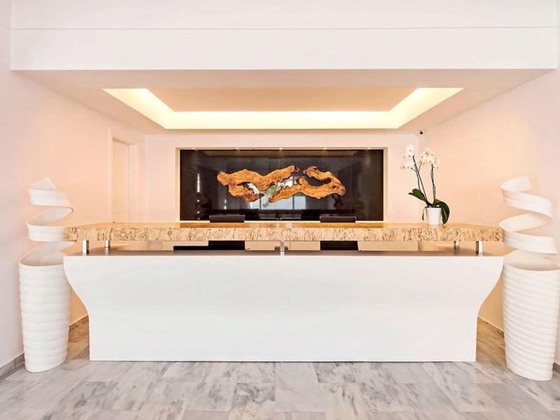 F703369E12811AE7FC5D96063175E2F0