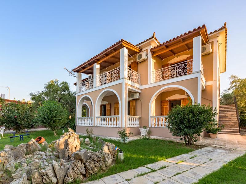 3A800E1398BE679F338E722E33A23821