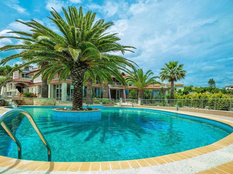 658F3304E9D561FBF5997CB21A27AC8D