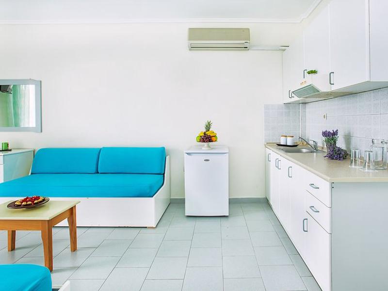 4A21807D8E341C6AD98AA5CED6C52277