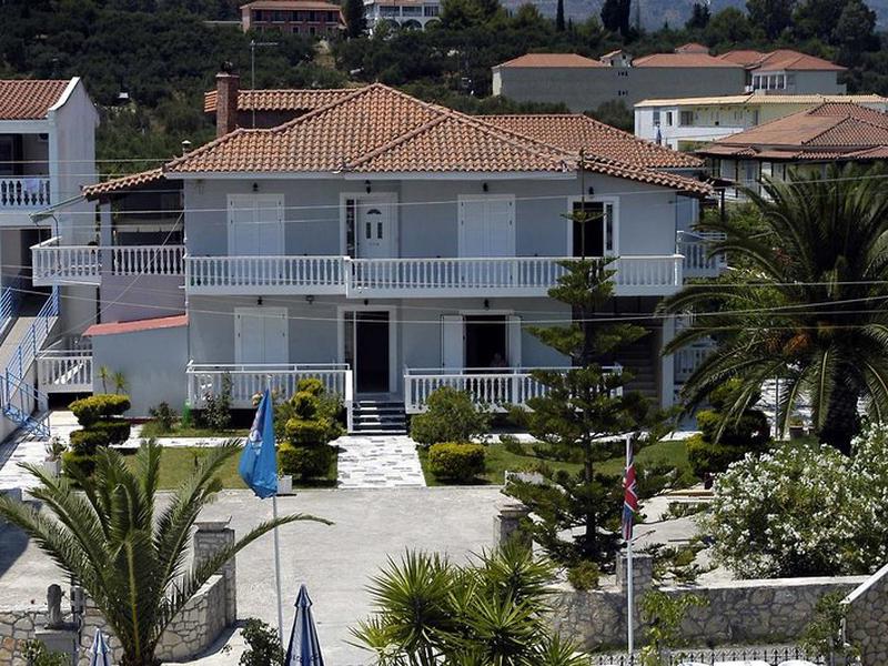 639DA5A38B2E1B2C69BB98A5385216A4