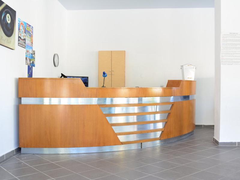 D46448DE38211444858DD33CEDED3B7B