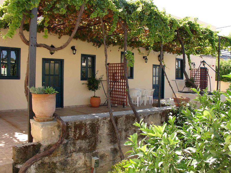 E4E1A42D4C3121734E572096BDD7960B