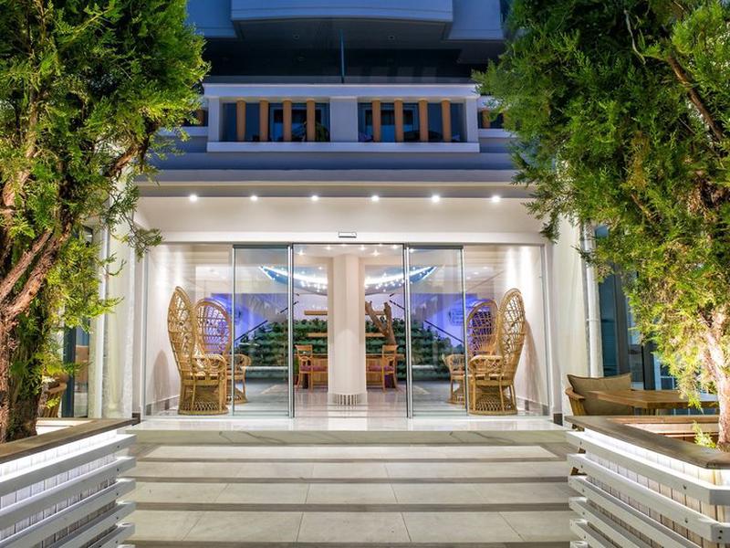 FF4DCE1F7C9C7DD51497981FF6D00B05