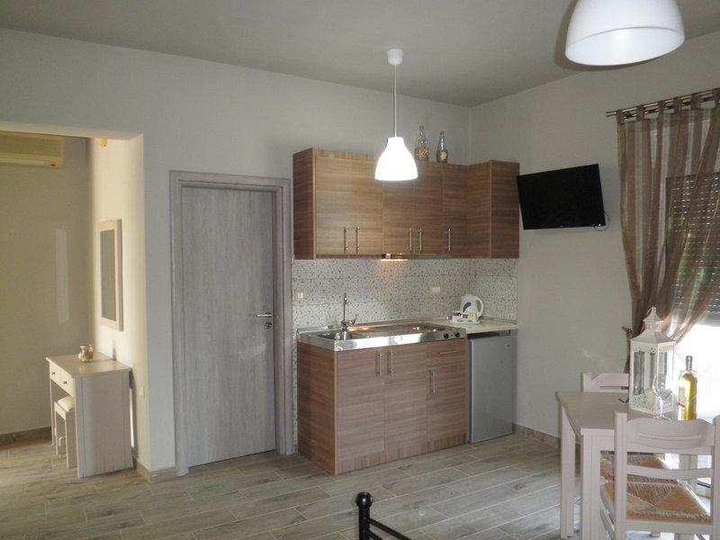 89DF1E61E8302A10619687EE4FF21266