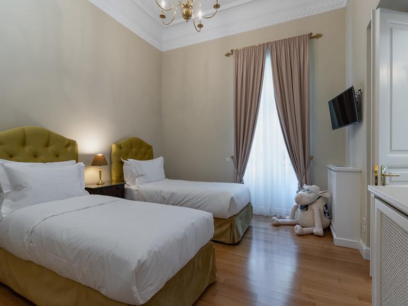 8837350B79519E72991033F0E6802920