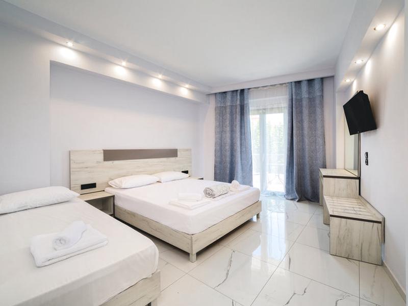 CCF9CB8DA26F1BEE81886A7ADA49861B