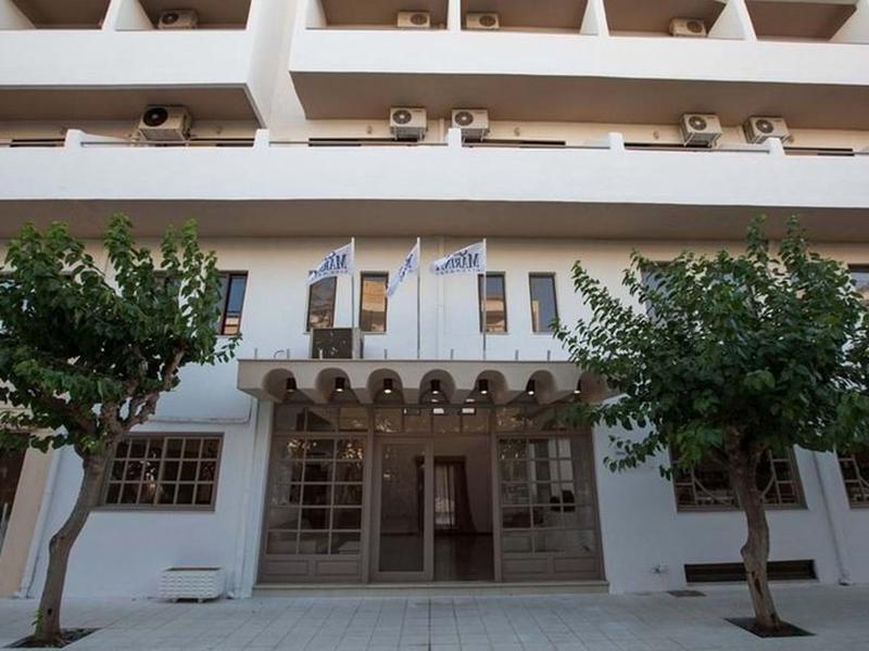 F45592B4C6BAE3A675D9FD7FA105337D