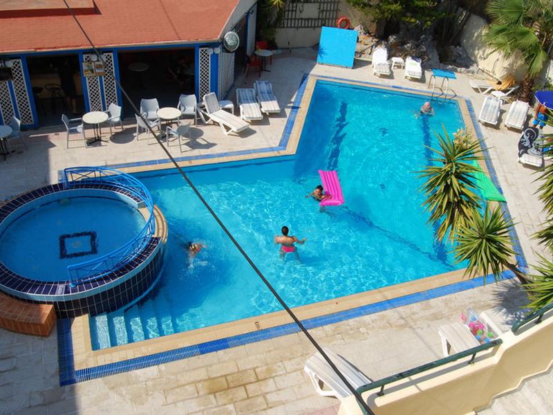 E2985E8F38C38B5D89C32046B404B712